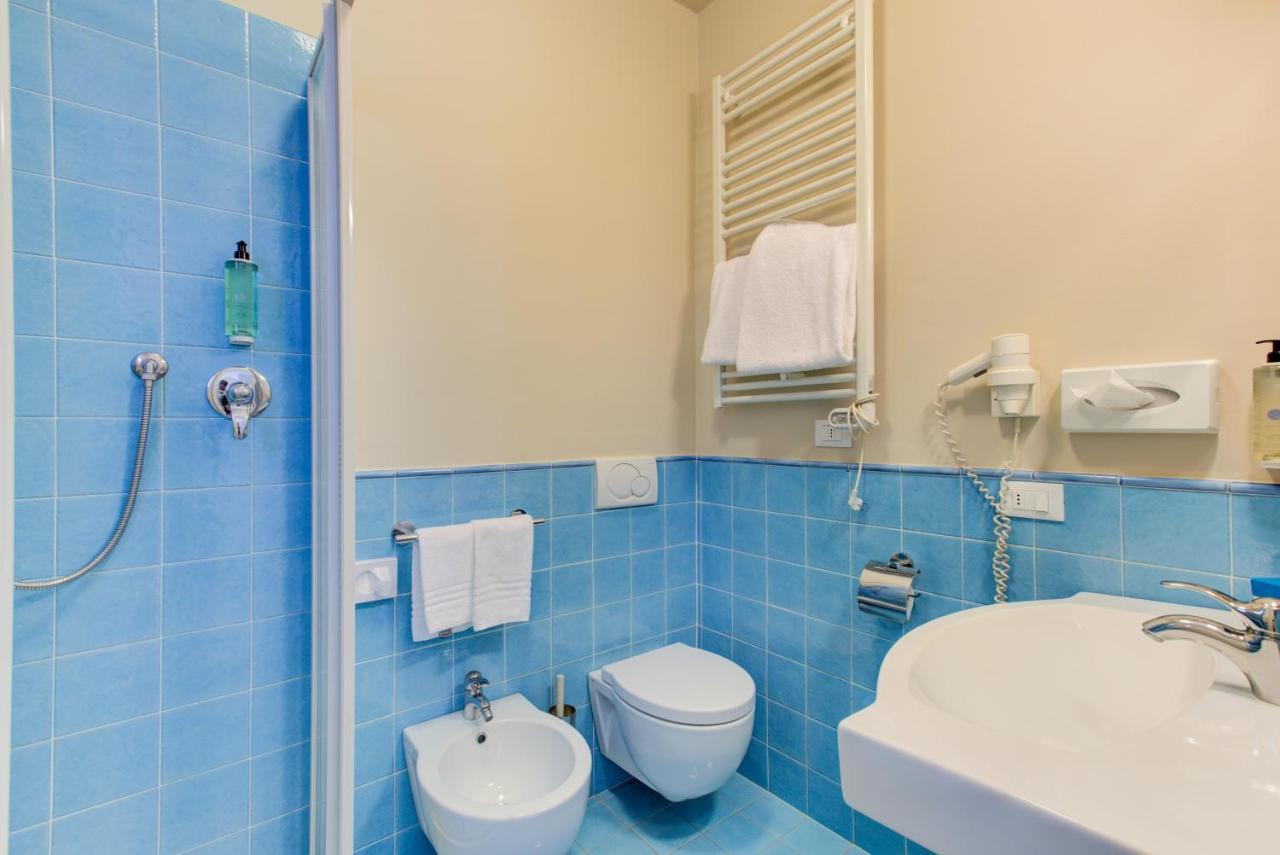 Beyou Hotel Villa Rosa リッチョーネ エクステリア 写真