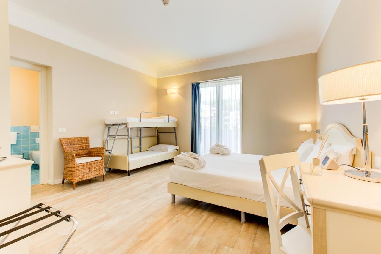 Beyou Hotel Villa Rosa リッチョーネ エクステリア 写真